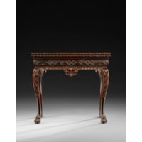 A RARE GEORGE II MAHOGANY TEA TABLE